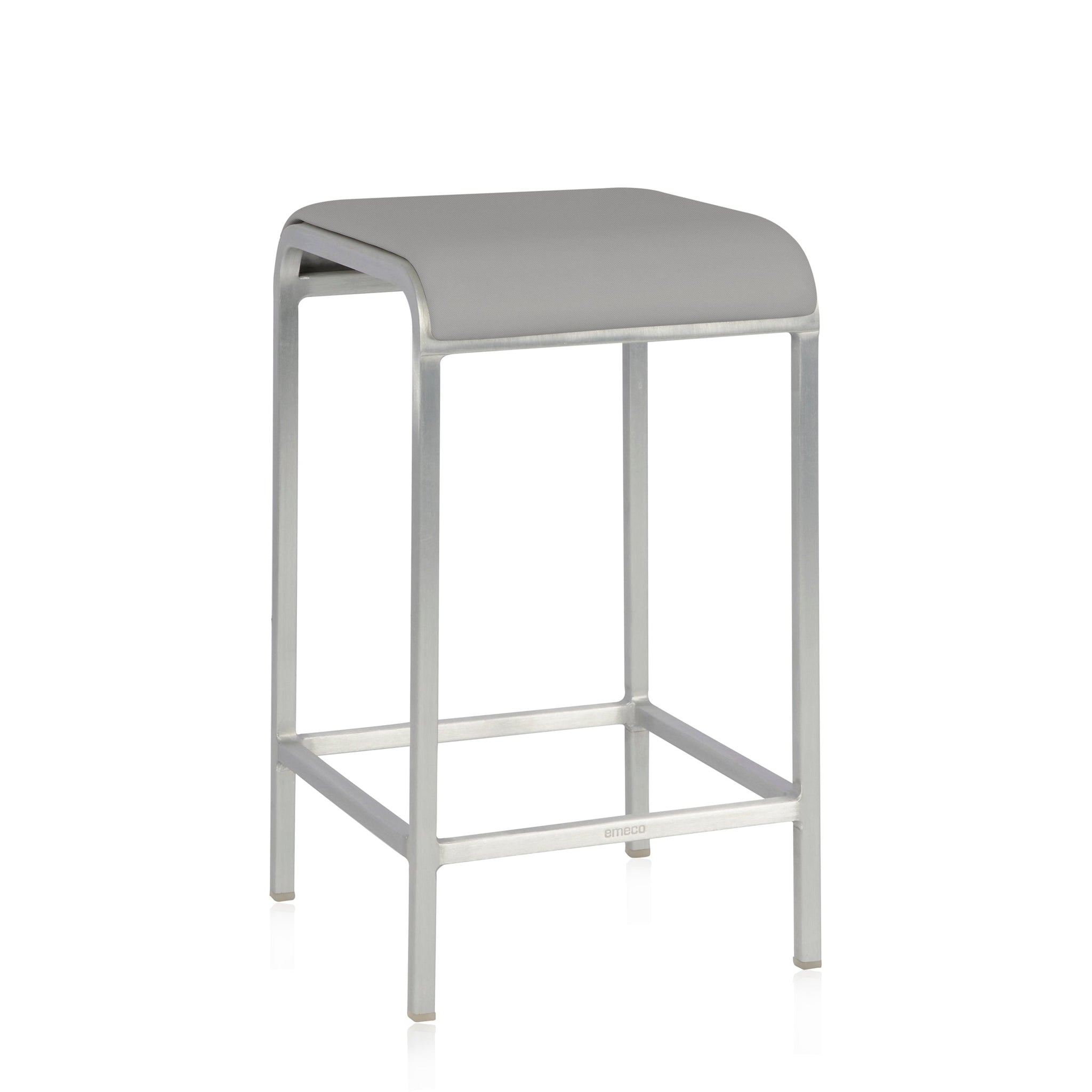 20-06 Bar and Counter Stool