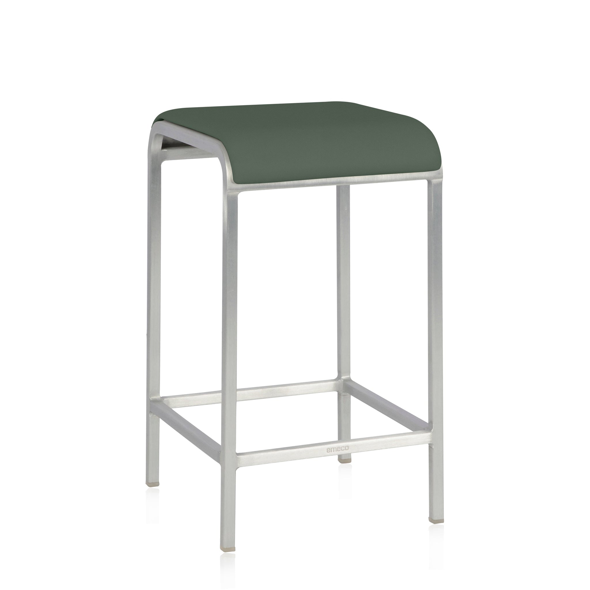 20-06 Bar and Counter Stool