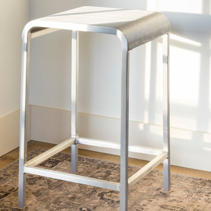 20-06 Bar and Counter Stool